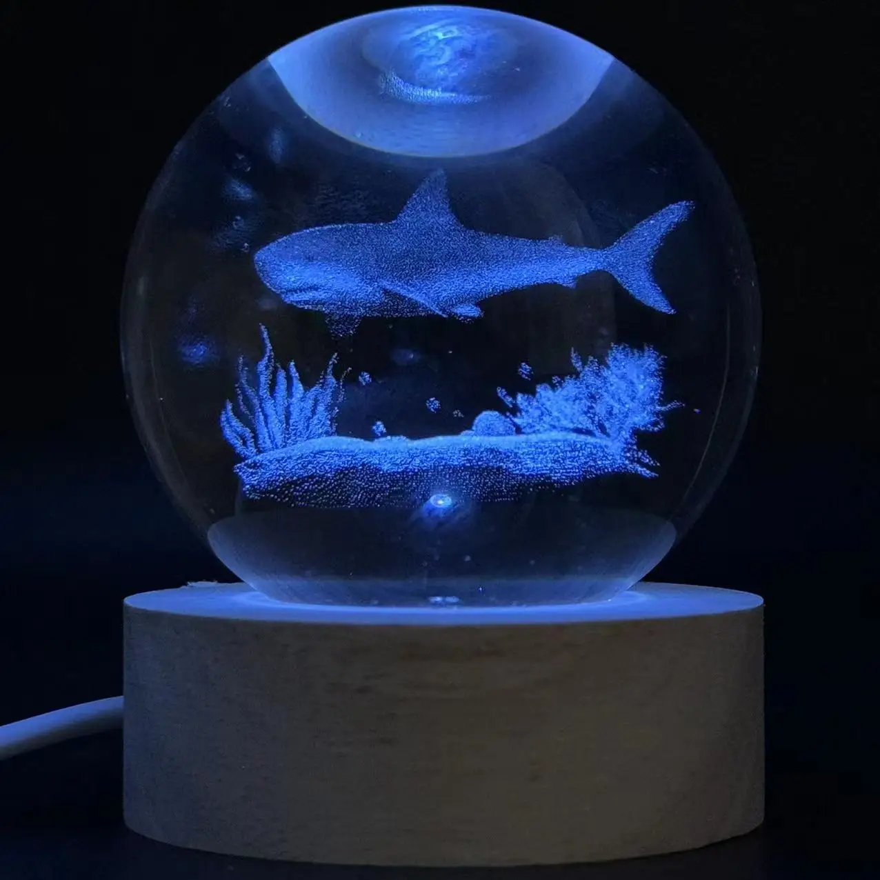 3D Ocean Shark Crystal Ball Night Light - Laser Engraved Color Changing Lamp - Holiday Gift for Friends, Family, Christmas Decoration